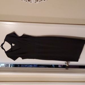 Donna Morga. Sheath Dress